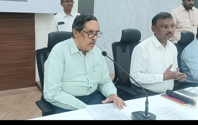 అమరజీవి త్యాగం తెలుగువారికి స్వేచ్ఛా స్ఫూర్తి..!*  * *పొట్టి శ్రీరాములు జయంతి సంస్మరణ సభలో జిల్లా రెవెన్యూ అధికారి విశ్వేశ్వర నాయుడు*