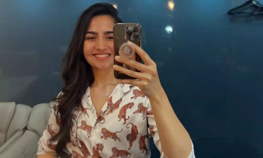 క్రేజీగా  రుక్మిణి వసంత్