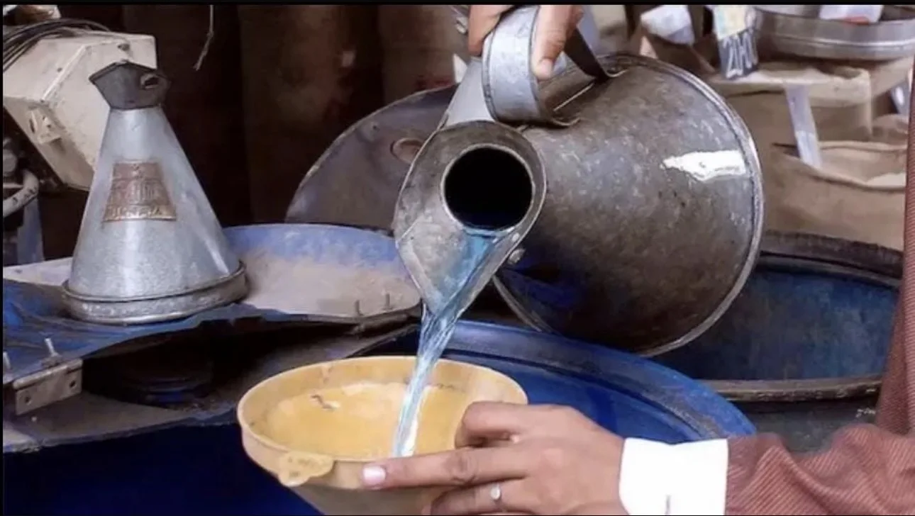 *ఏపీలో రేషన్ షాపుల్లో* *మళ్ళీ కిరోసిన్ పంపిణీ