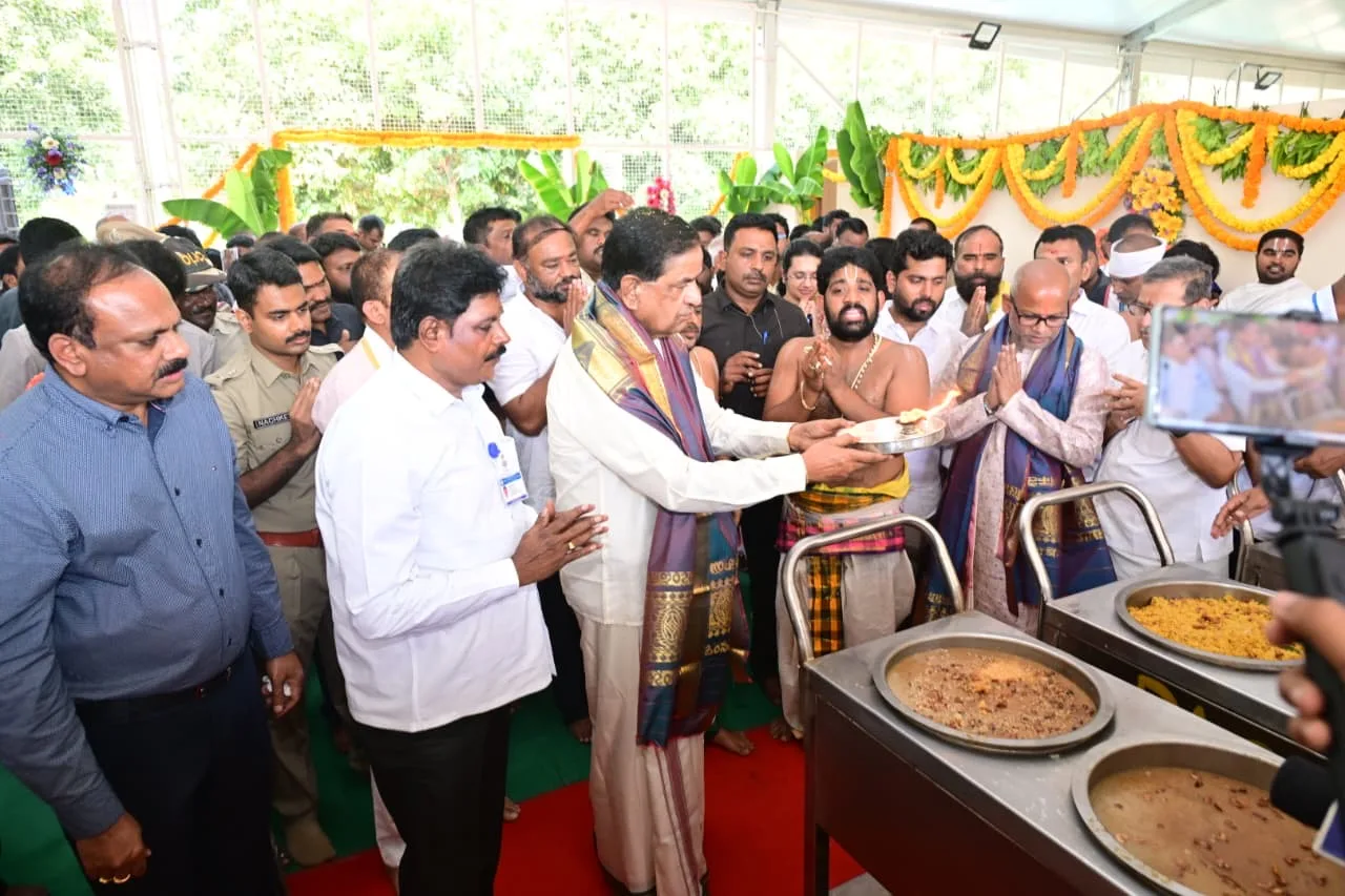 ఒంటిమిట్టలో నిరంతరాయంగా అన్నప్రసాదాల వితరణ - టిటిడి ఛైర్మెన్ శ్రీ బీఆర్ నాయుడు